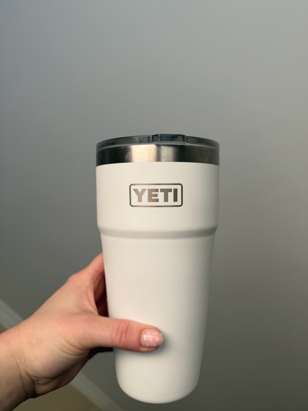 Yeti White Travel Tumbler with Stainless Rim